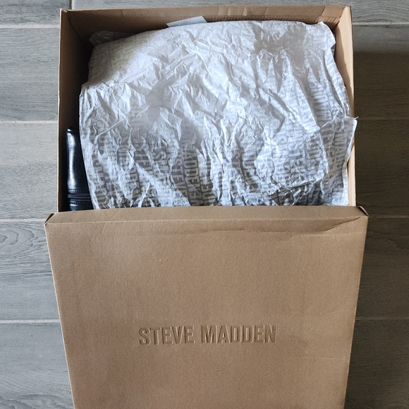 Steve Madden Black Fink Studded Heeled Boots - Picture 6 of 6